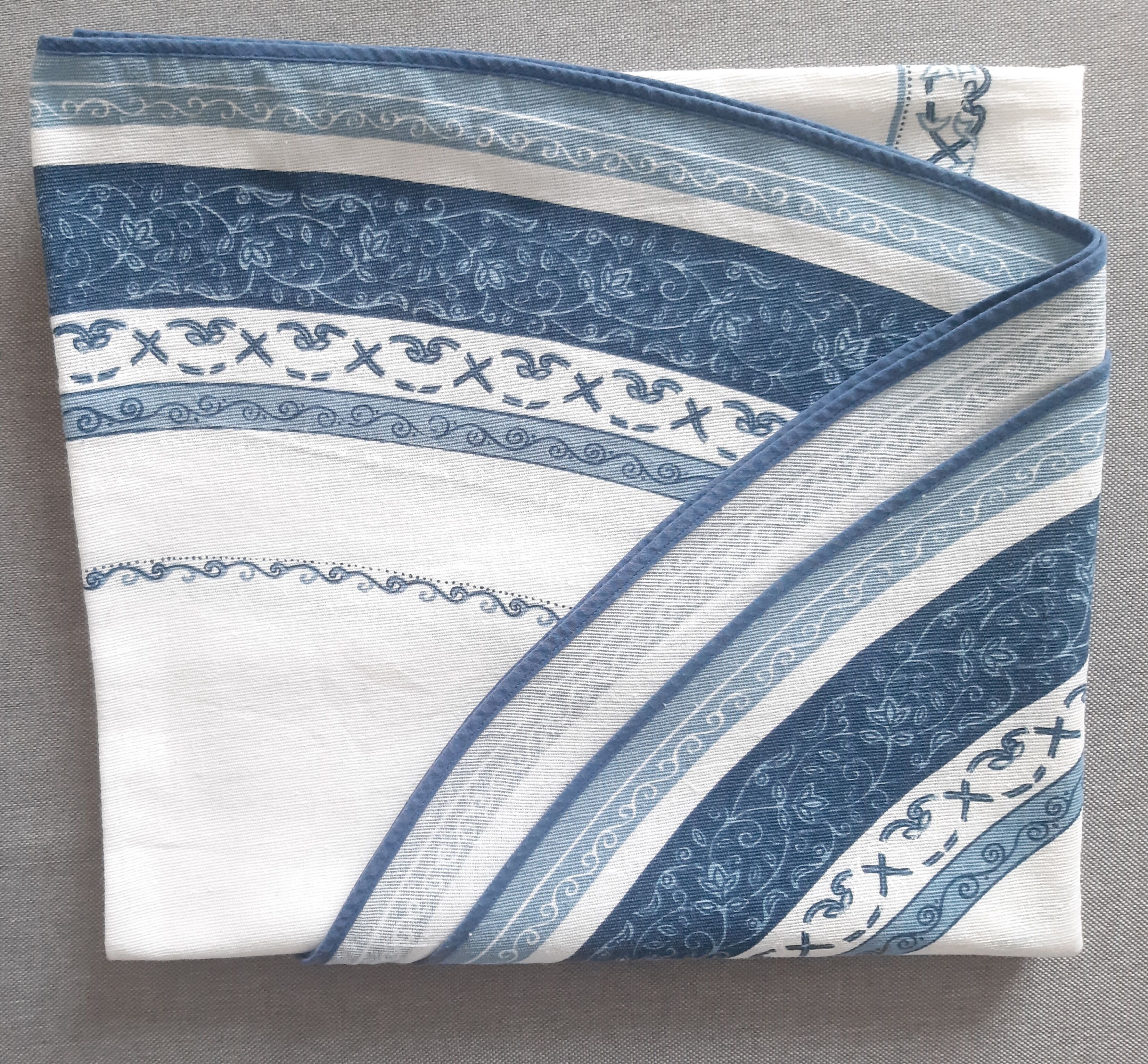 Round tablecloth diam 130