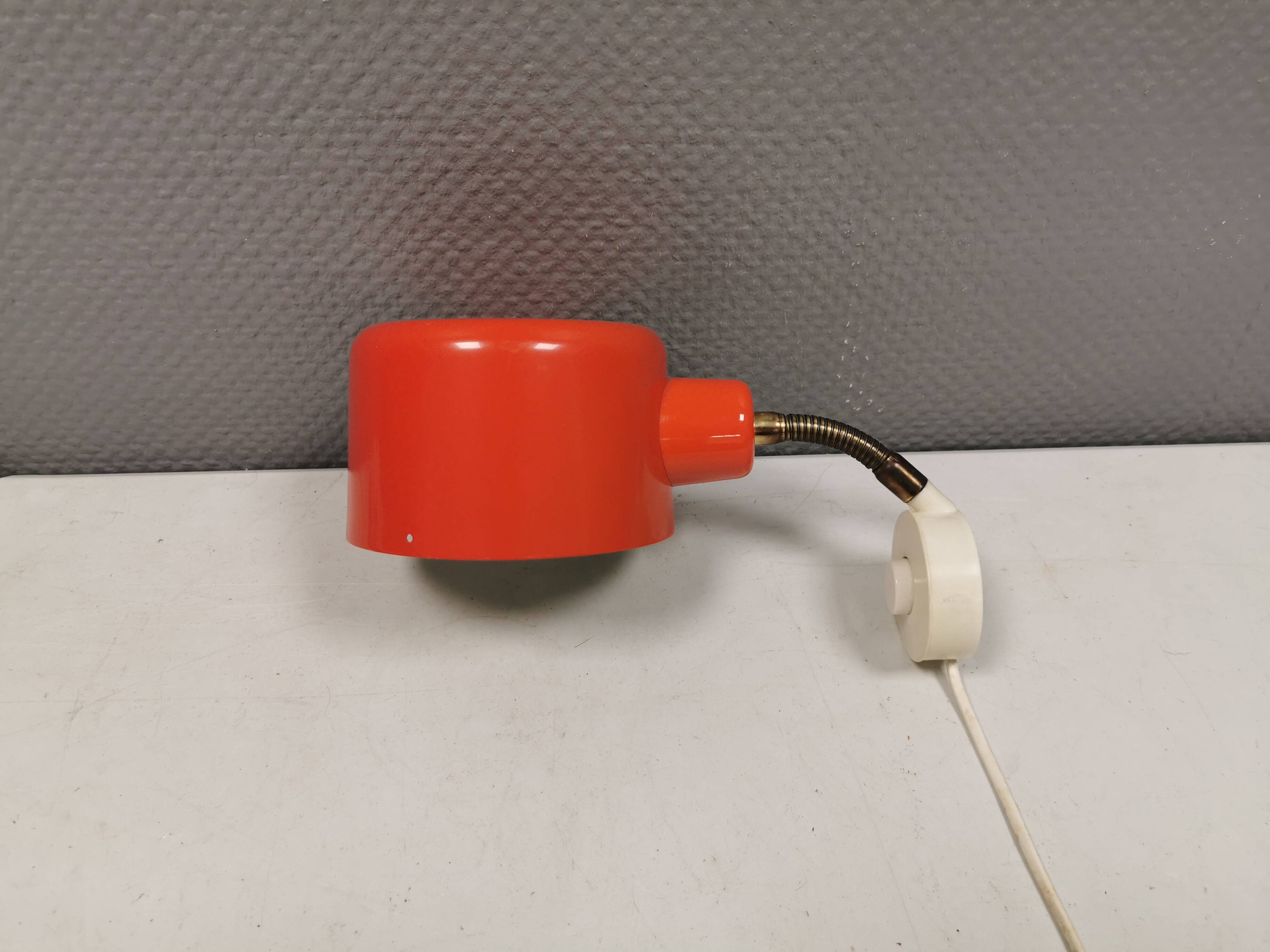 Swedish wall lamp from the 1970s  Hans-Agne Jakobsson  attribution Elidus 9250