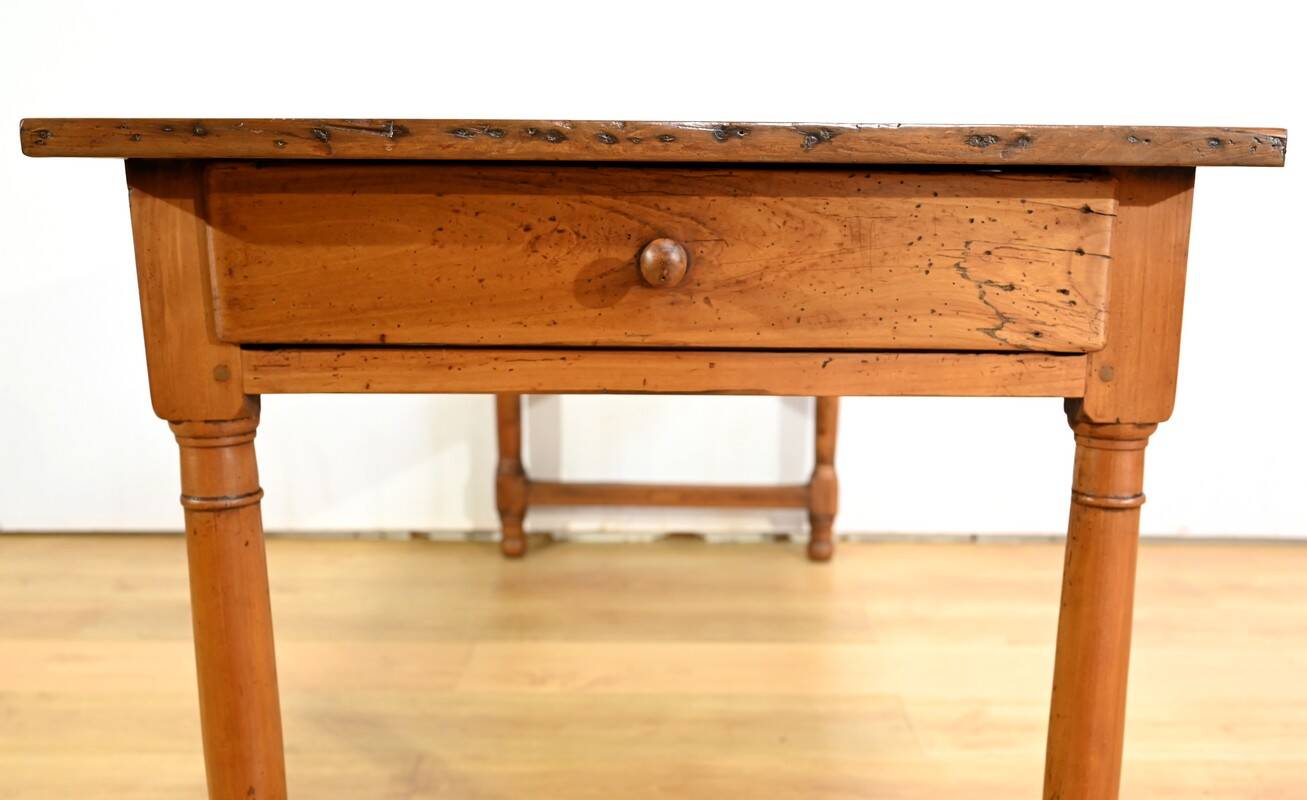 Property Farm Table in Cherry, Louis XIV style – Early 19th century