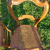 Lot of tanned chairs