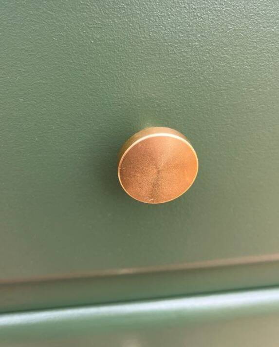 XXL vintage green chiffonier