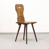 Chaise d'art populaire primitif