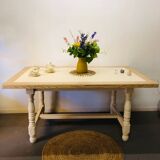 Farm table