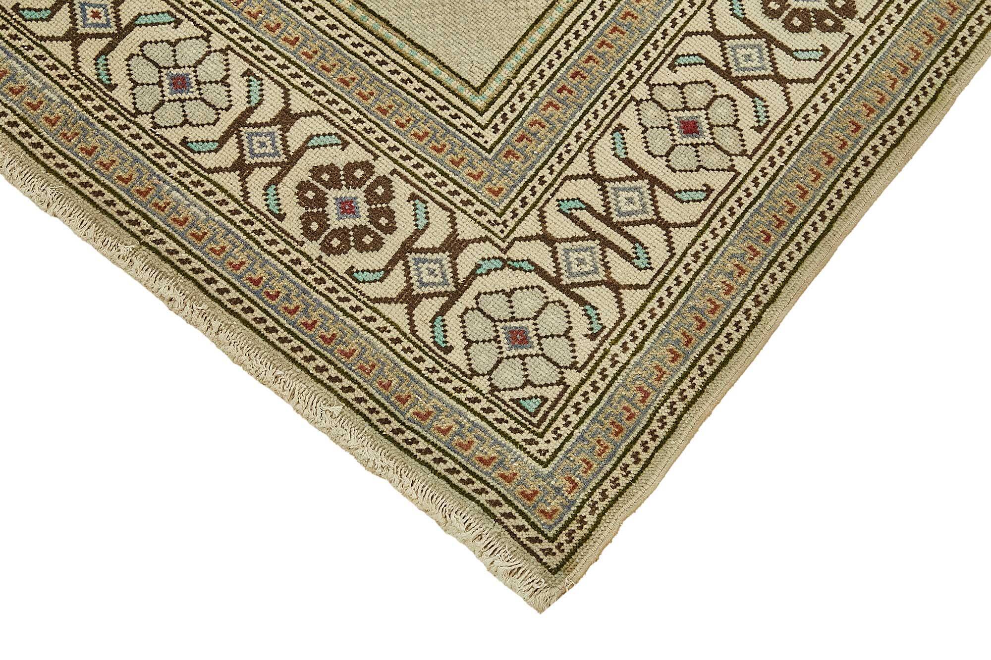 Turkish Vintage Anatolian Rug 92 cm x 210 cm