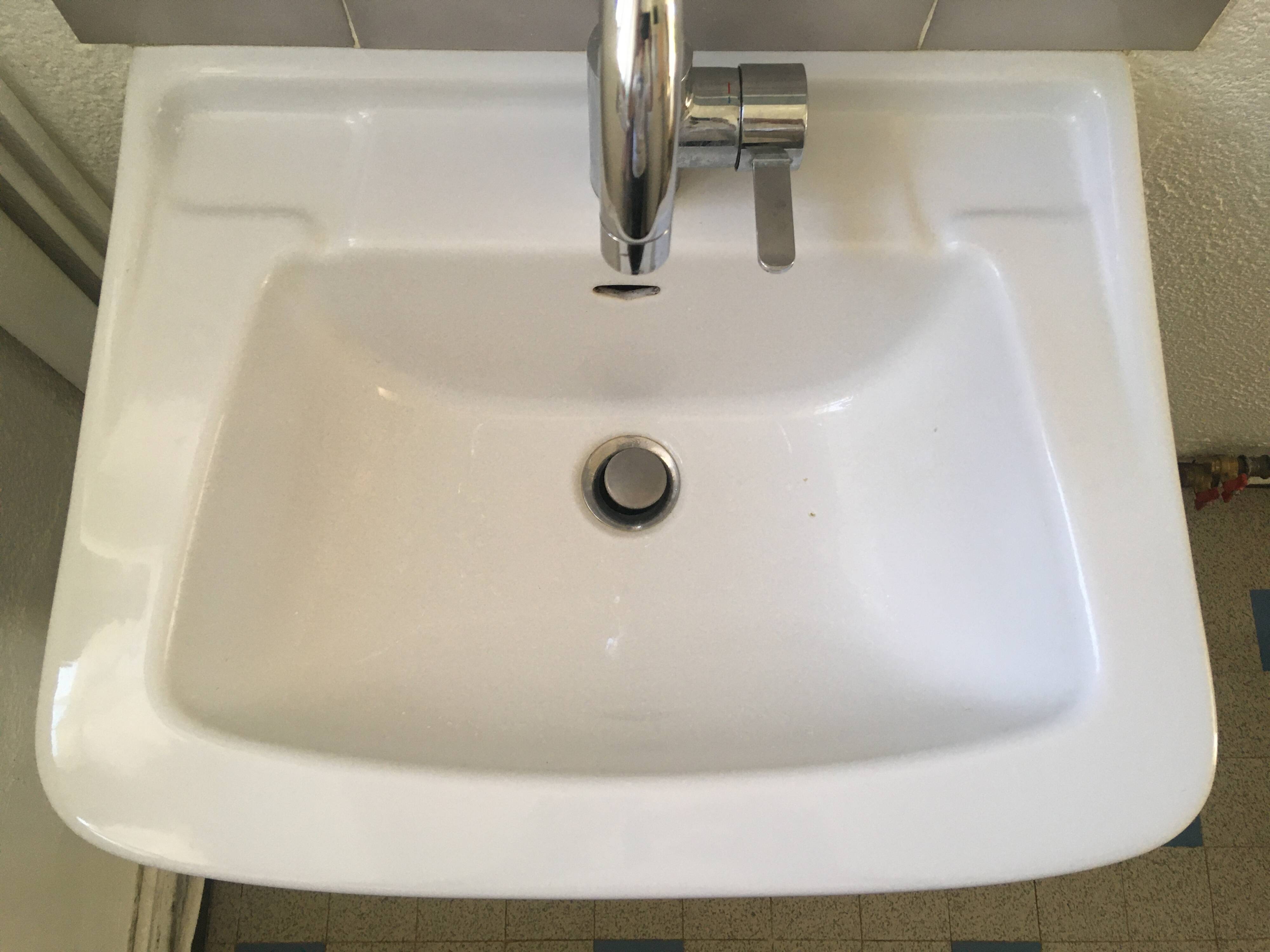 Lavabo sur pied porcelaine
