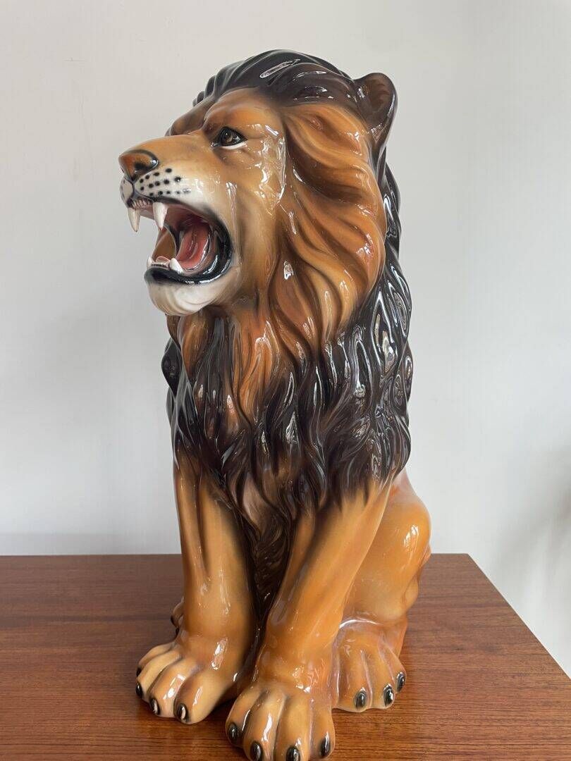 Vito the Majestic – Italian large ceramic lion