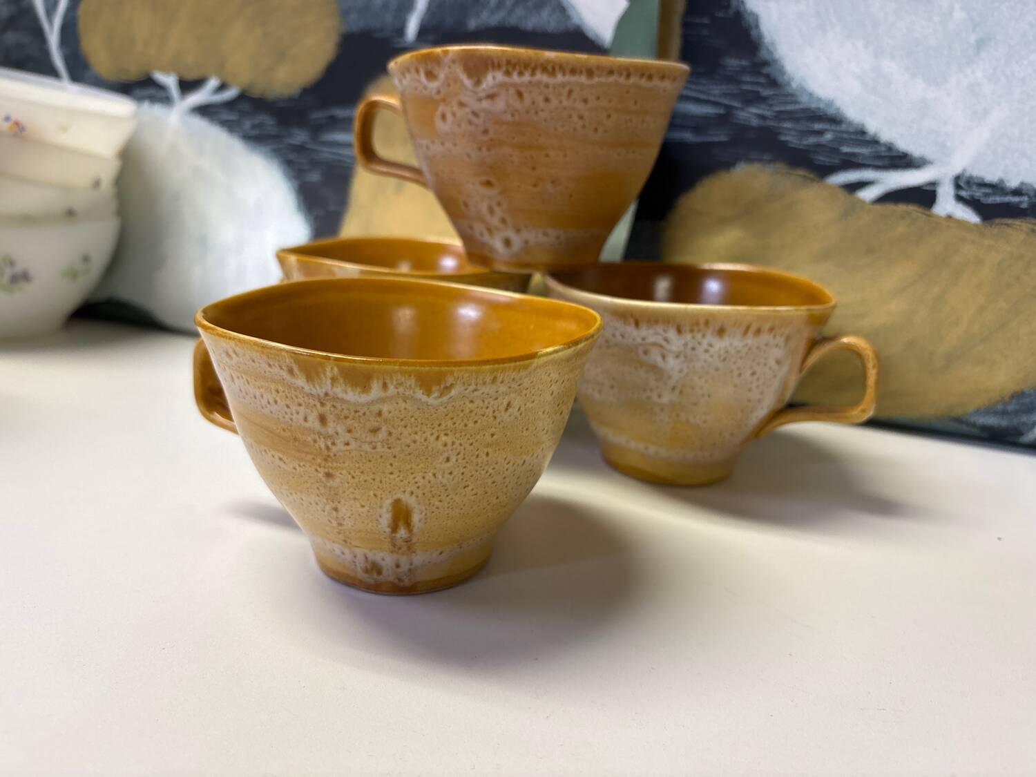 Ensemble de 4 tasses en grès vintage