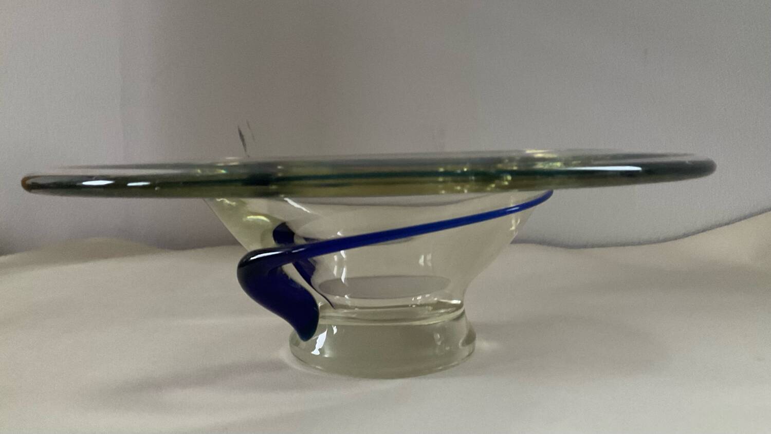 Vintage glass paste pocket bowl