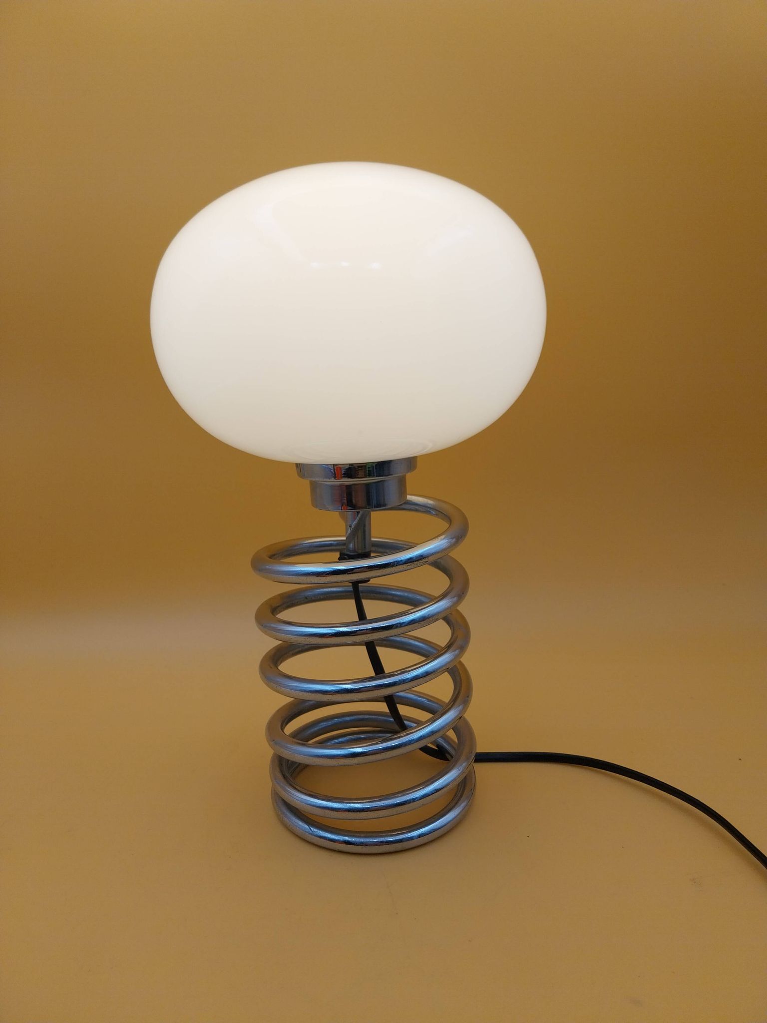 Ingo Maurer spring lamp