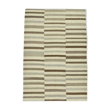 Handmade wool carpet 324x228cm