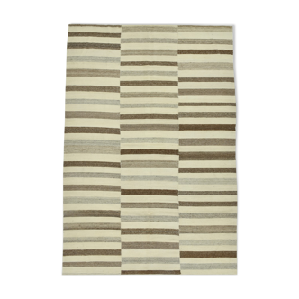 Handmade wool carpet 324x228cm