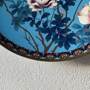 Coupe japonaise du XIXe siècle en émaux cloisonnés