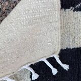 Handmade pure wool Moroccan rug 3x2 m