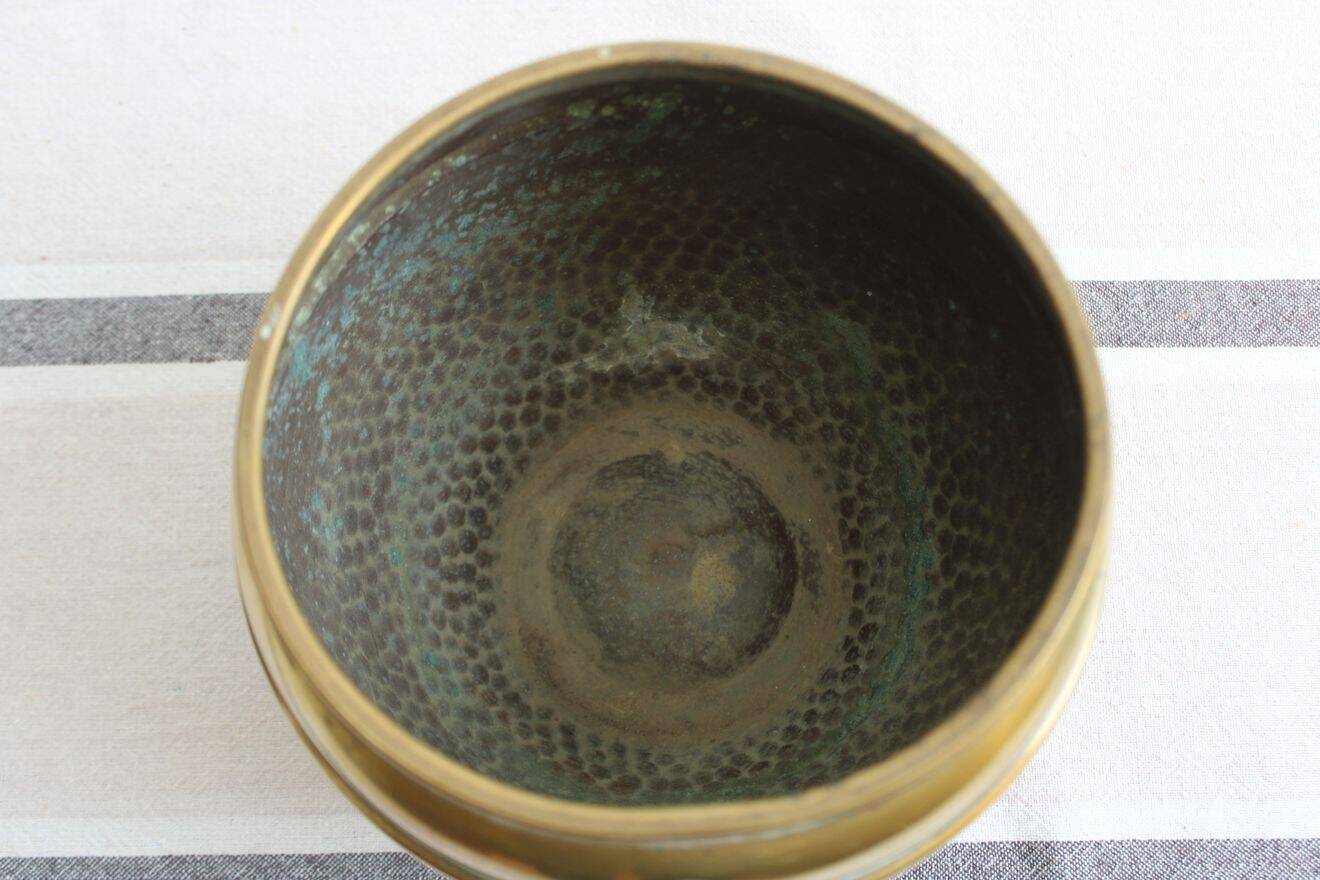 Cache-pot en laiton doré