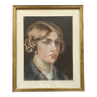 Portrait de femme au pastel signé, 1917