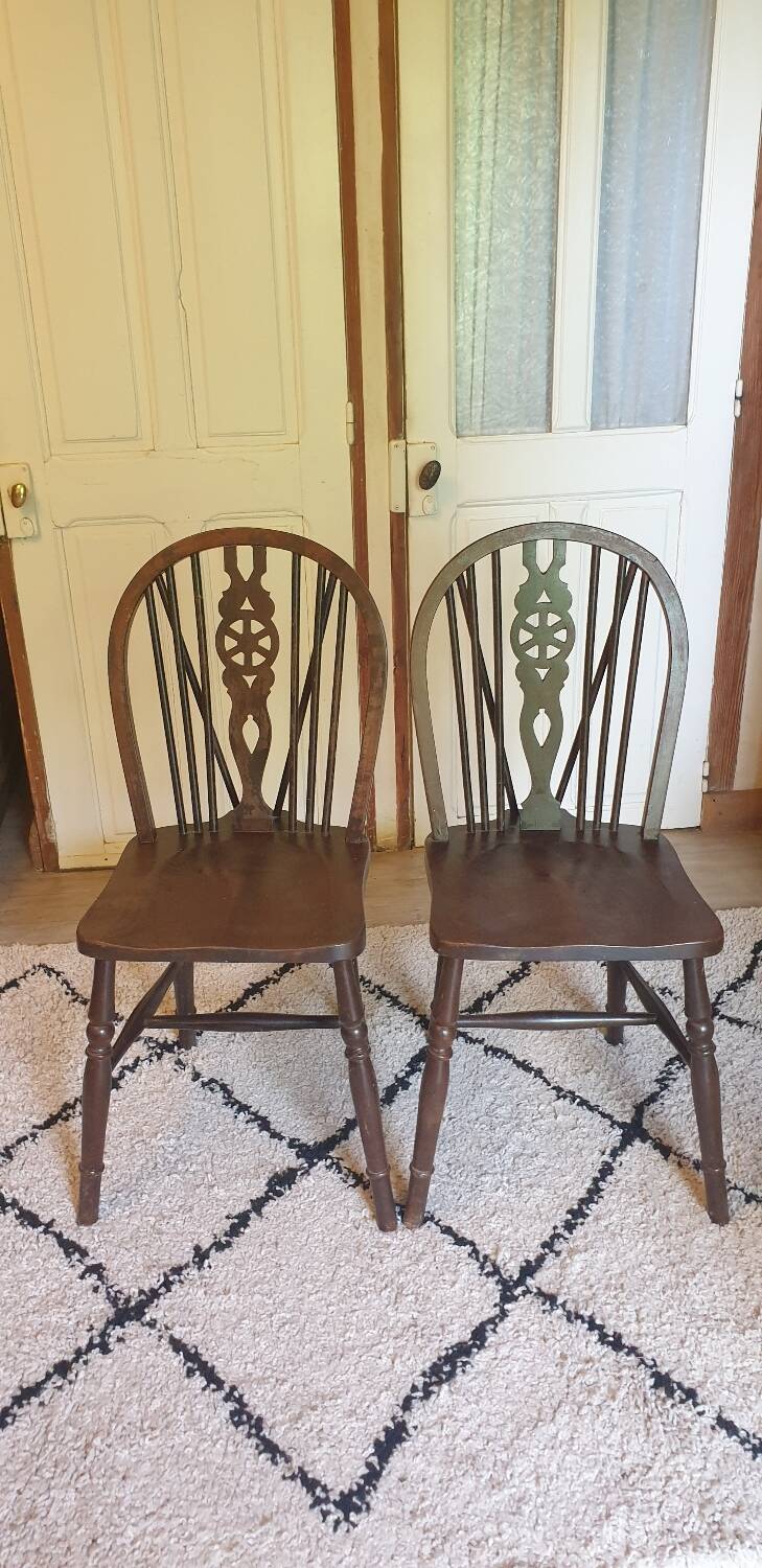 Pair of Windsor chairs
