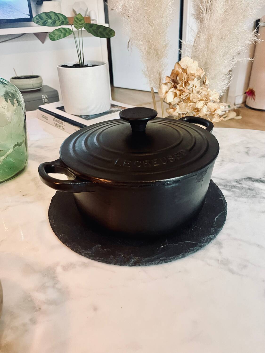Le Creuset casserole nº18 in black cast iron