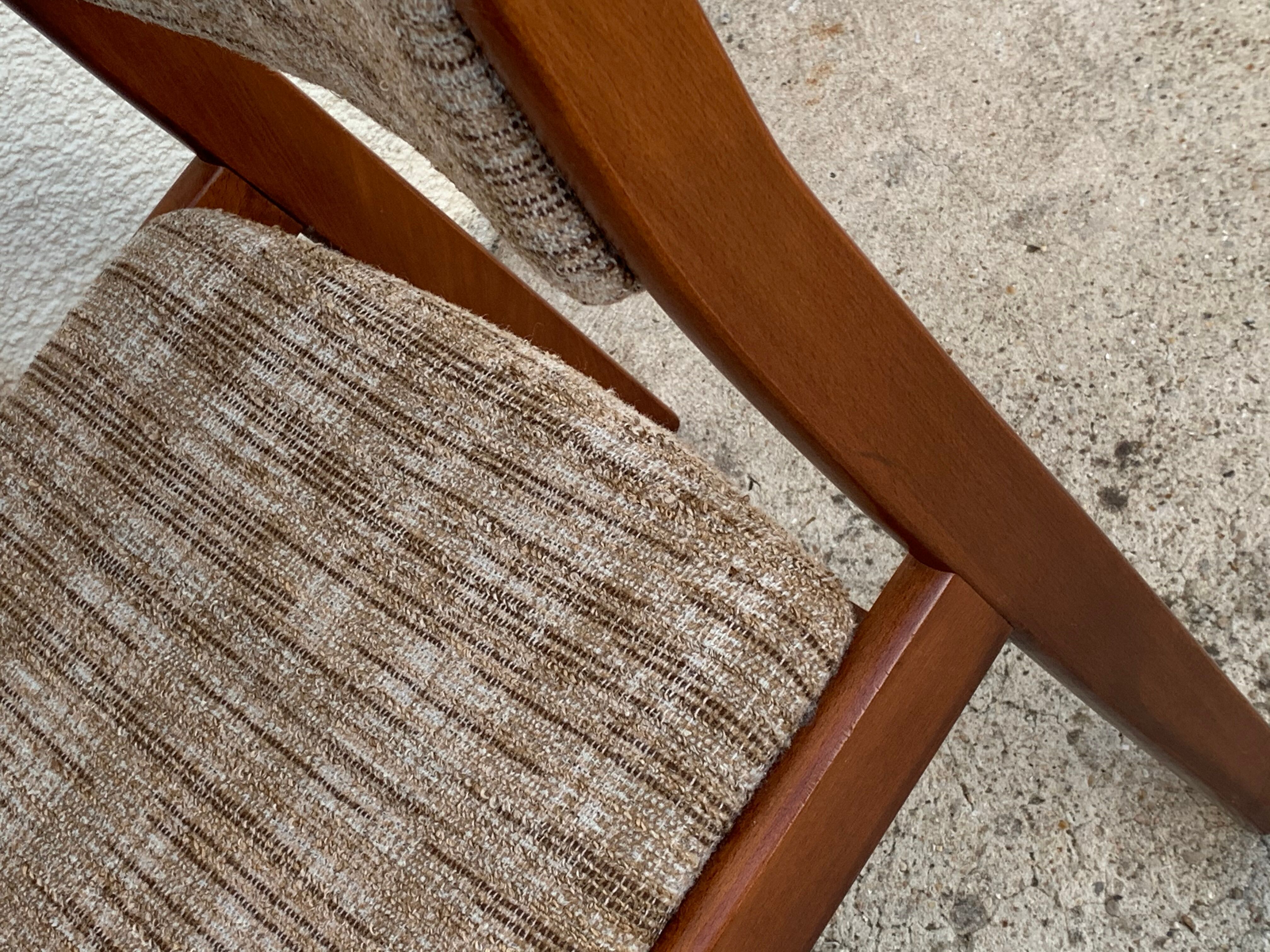 Pair of vintage chairs 1970