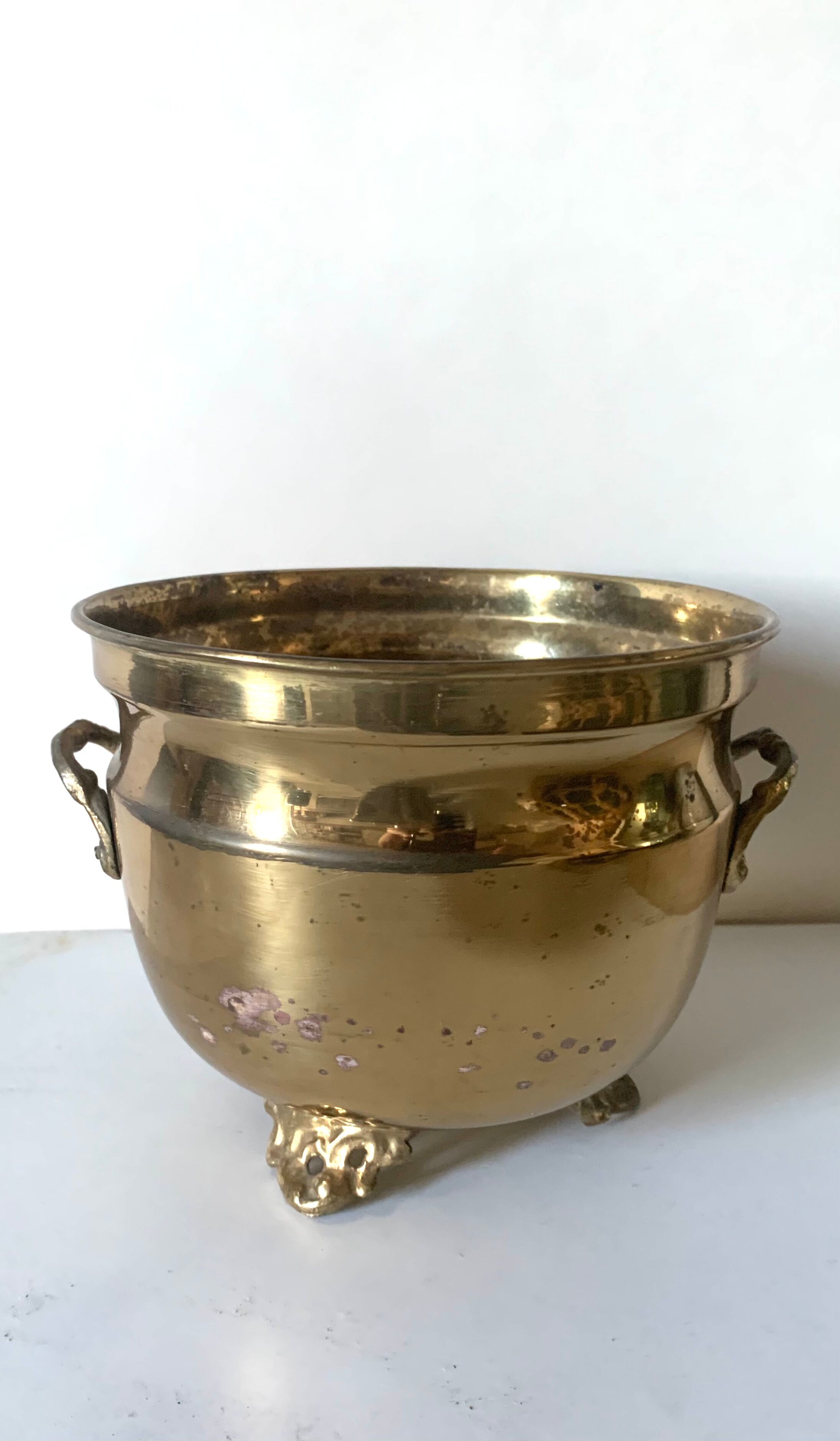 Golden pot cover