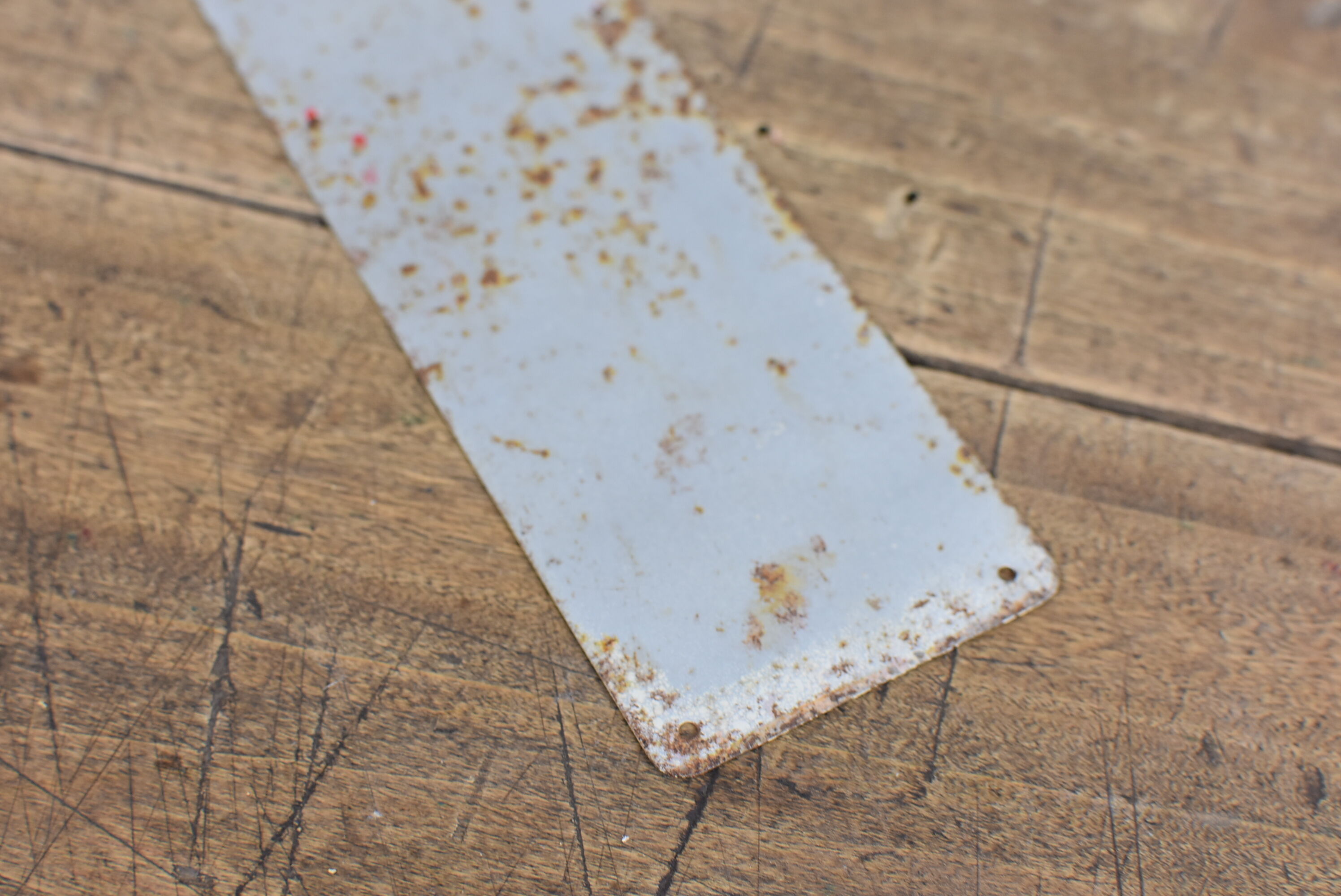 BYRRH cleanliness plate