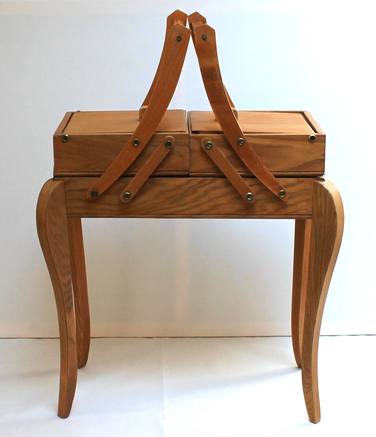 Worker wooden clear 50