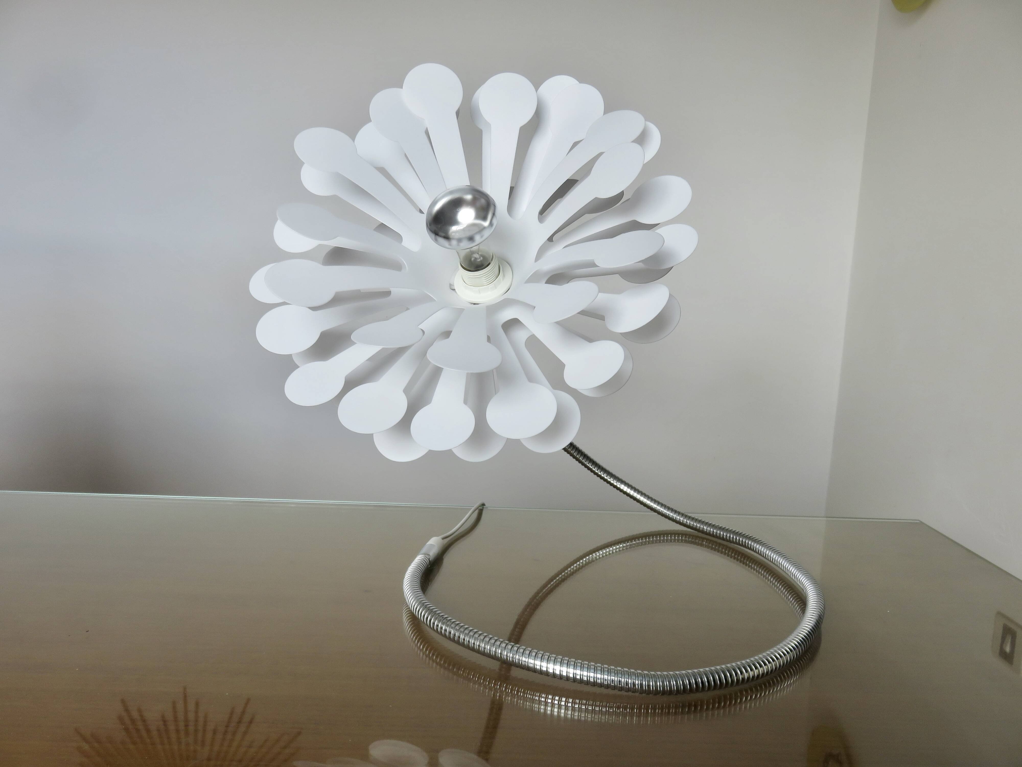 "flower" lamp space age, rockabilly, vintage, 80s-90s
