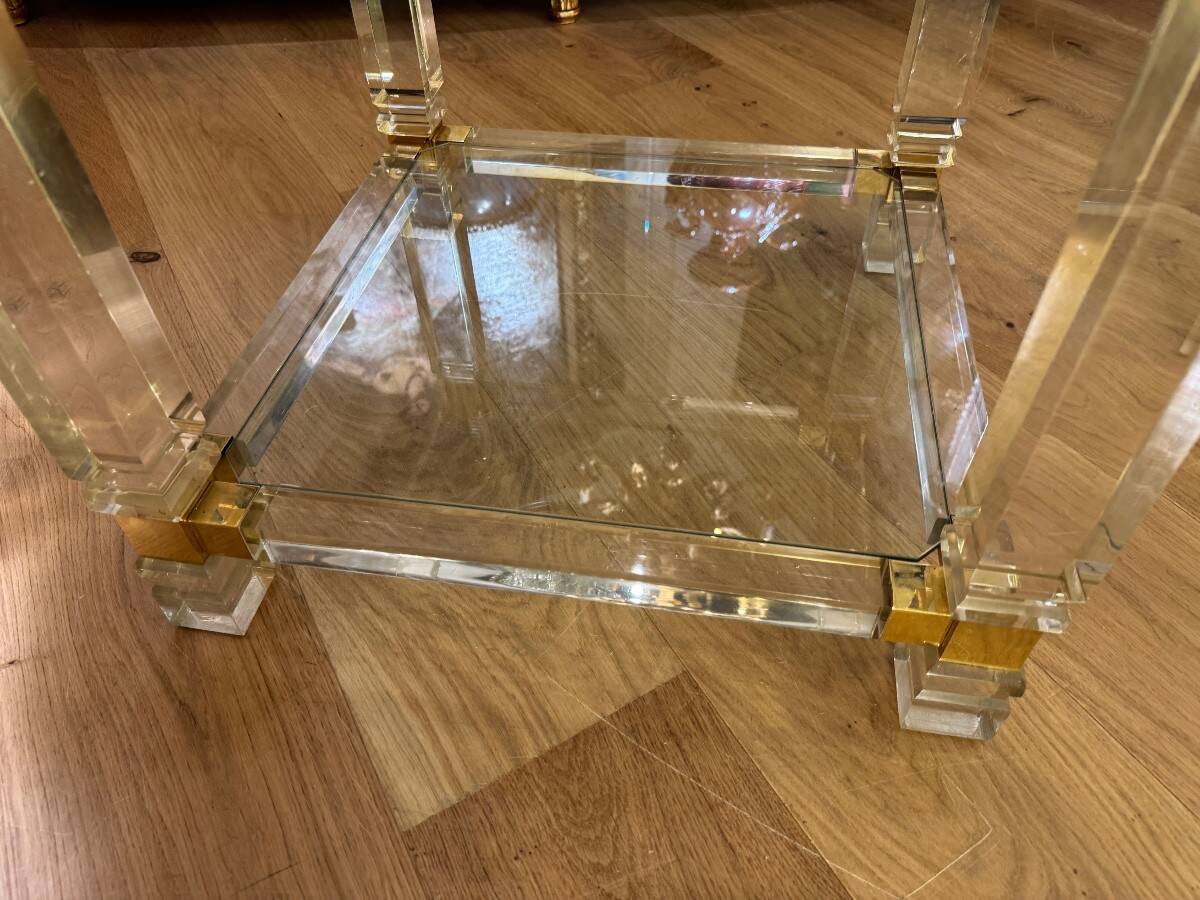 Pair of side tables from the 20th century in plexiglass and glass.