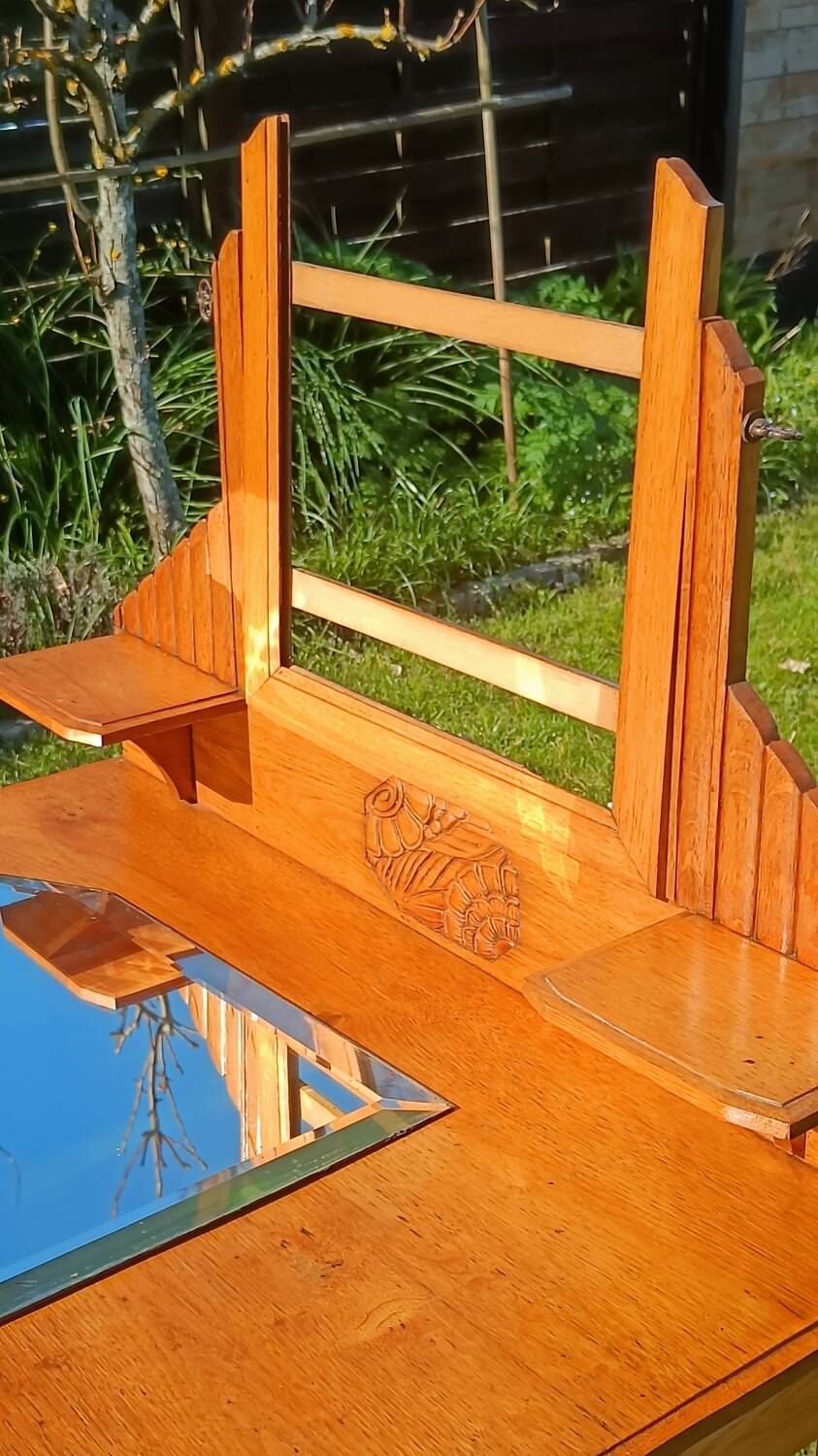 Art Deco dressing table with removable mirror