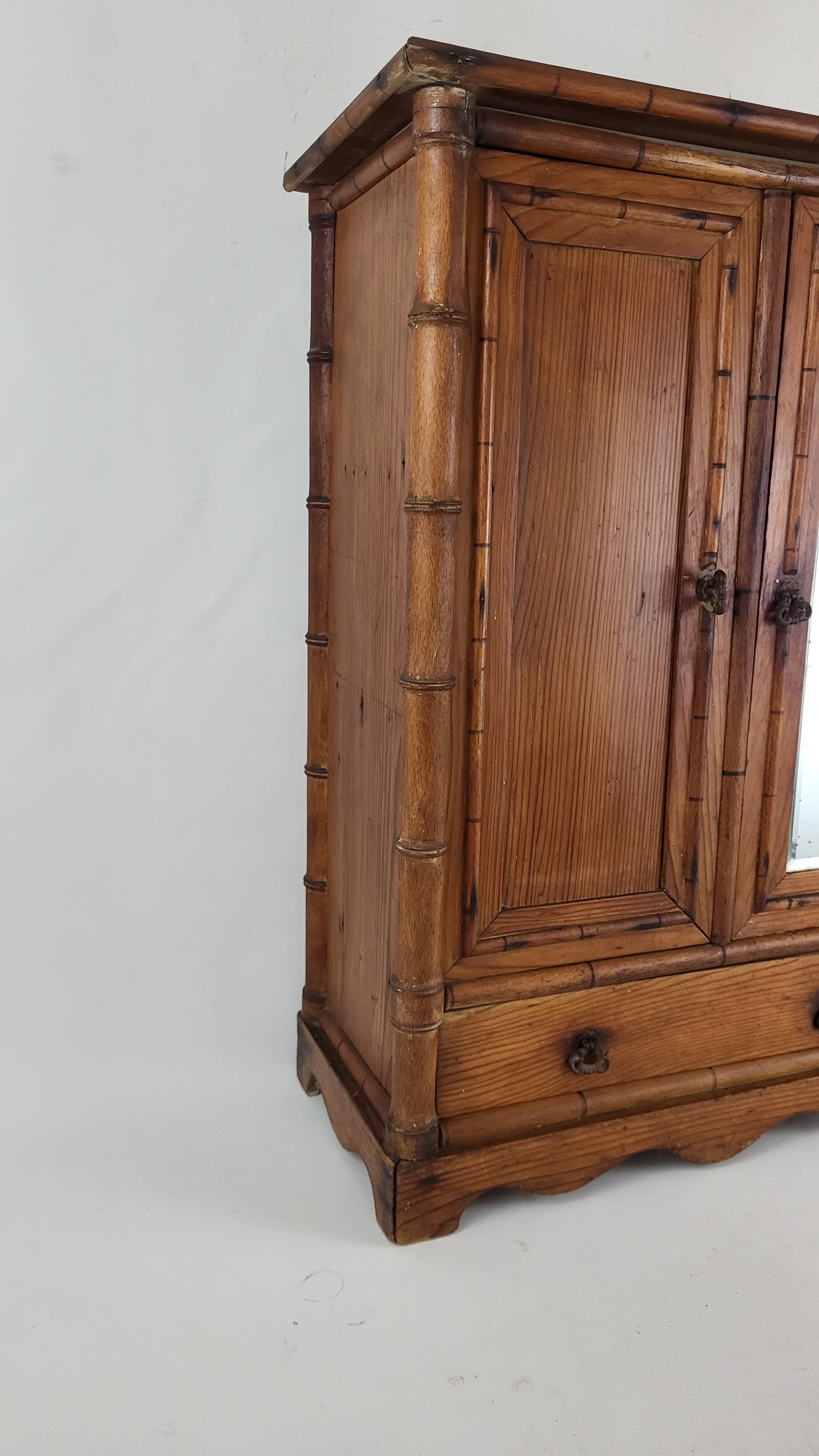 H.61 wood doll cabinet bamboo way