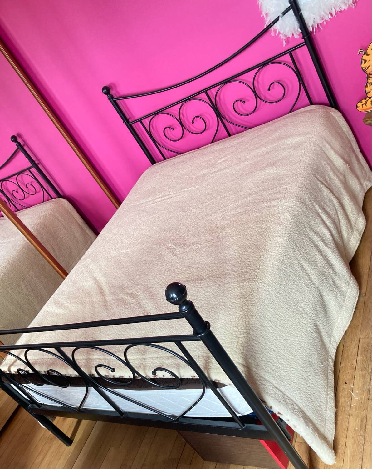 Large vintage bedspread 100% pure sheep wool, 1970s/80s.