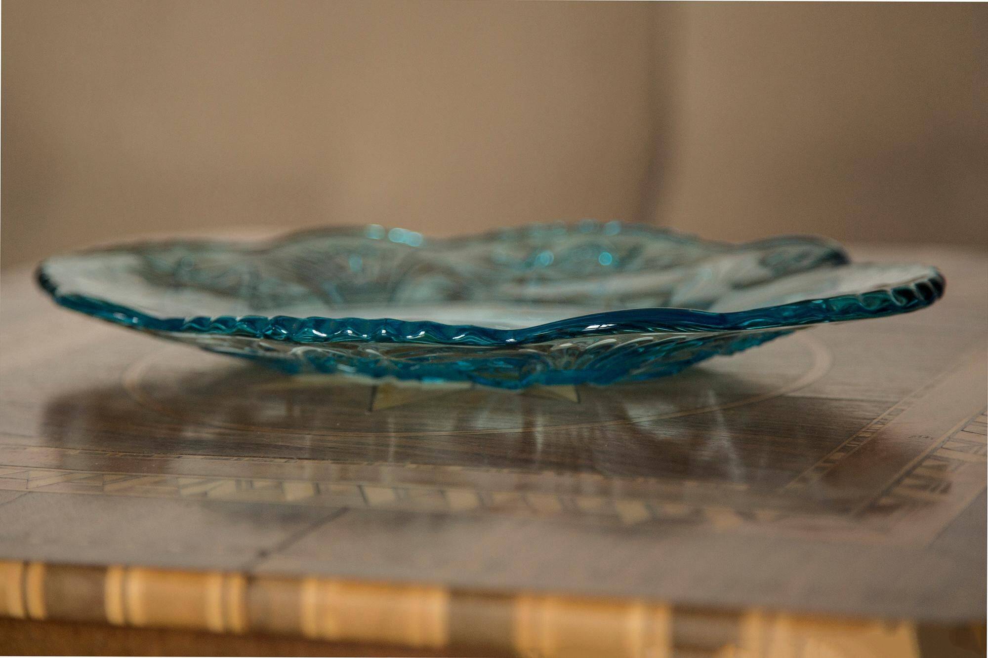 Light blue decorative glass plate, mid-century, Italy, 1960s.