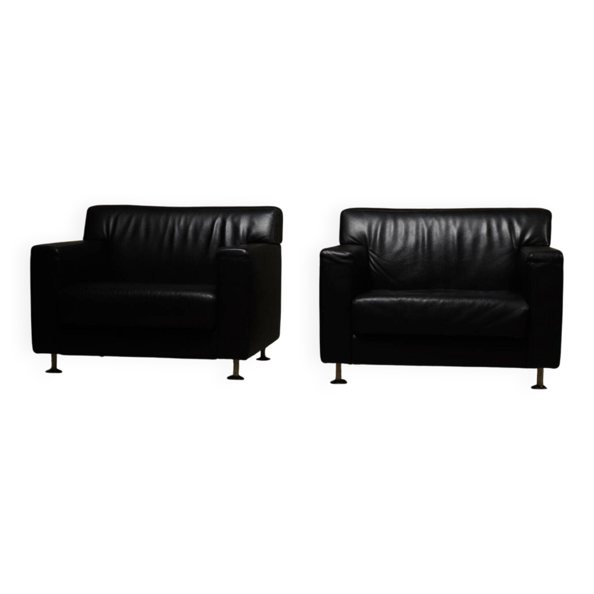 Pair of lounge chairs by Kunihide Oshinomi for Matteo Grassi 1980s