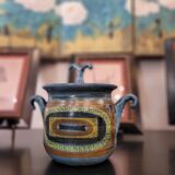 Jarrón / Sopera Firmada “JdL” Jean de Lespinasse, Cerámica de Vallauris, 1961 – France