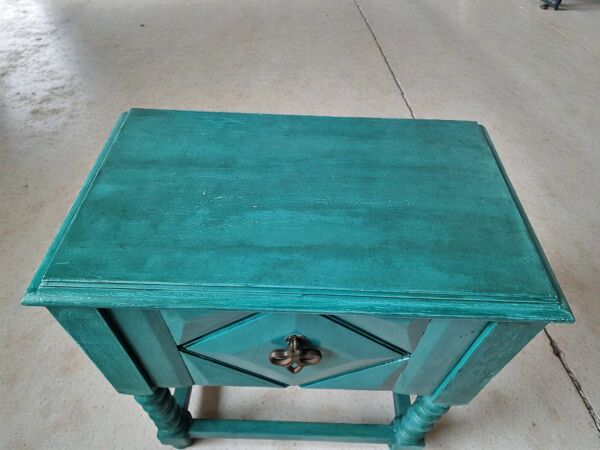 Petit meuble d'appoint/ grand chevet