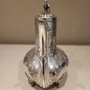 Cafetière ancienne en métal argenté – XIXe siècle