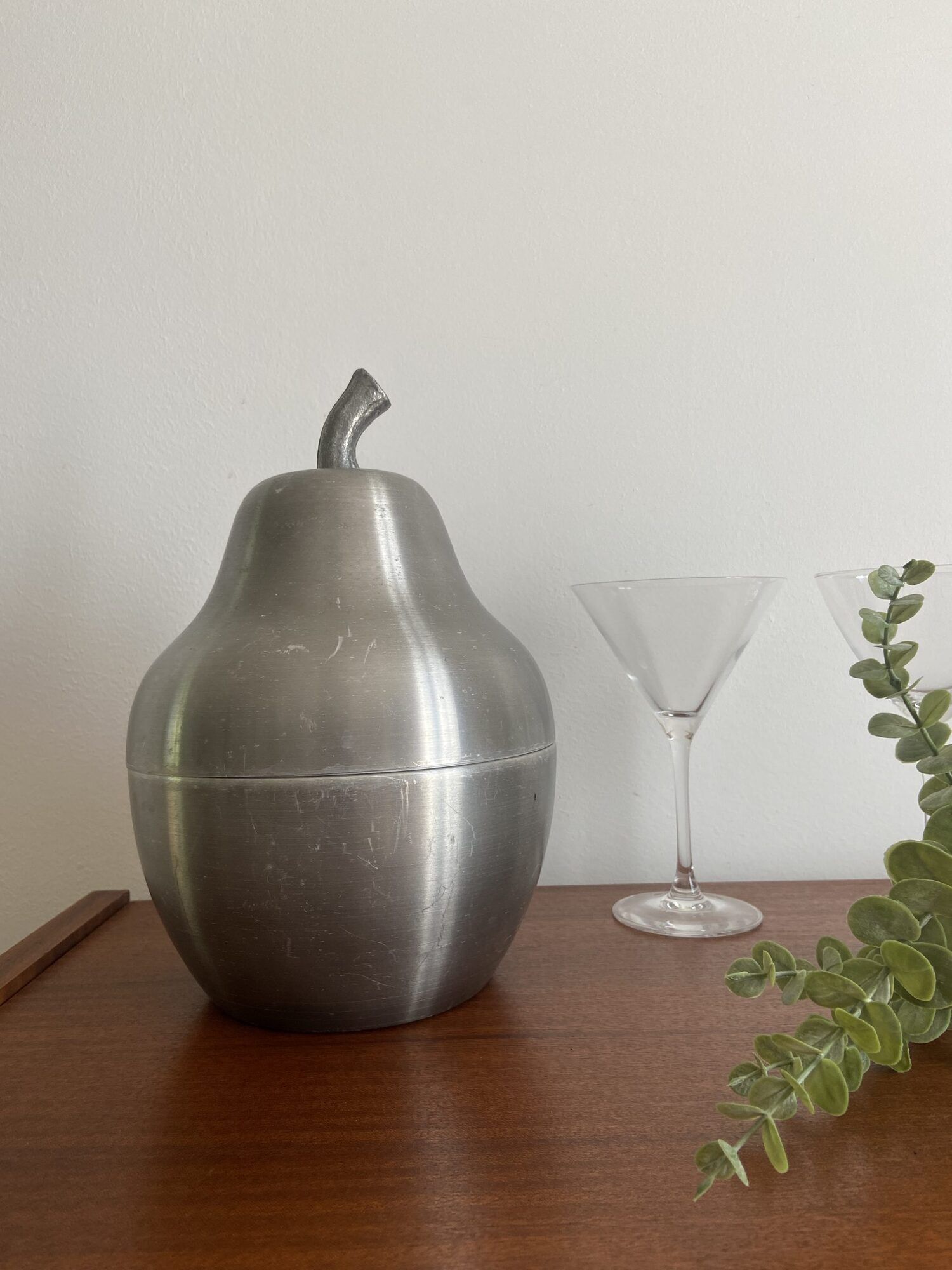 PEAR IN ALUMINUM BRUSH ICE BUCKET MADE IN ITALY AROUND 1970