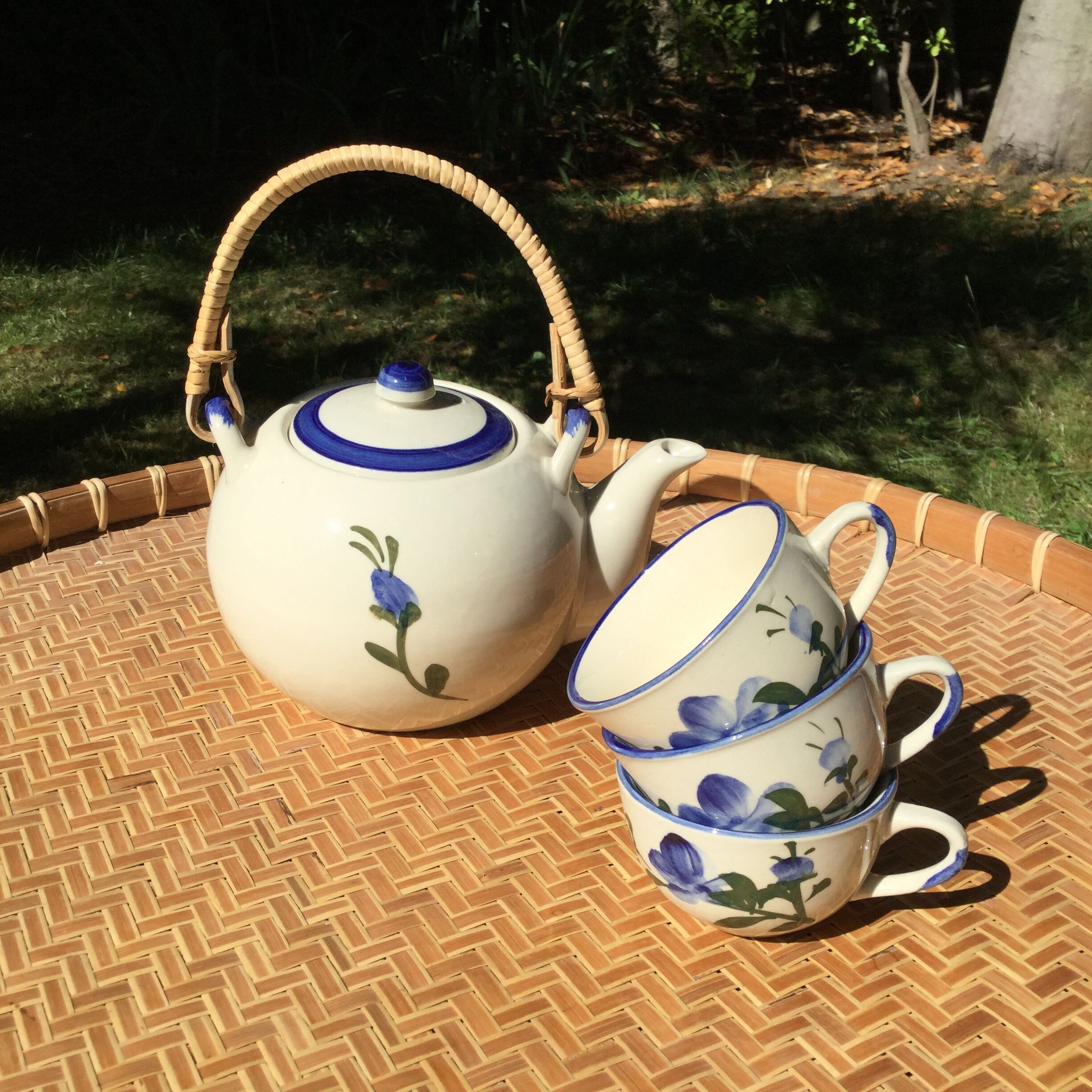 Chinese tea set in porcelain floral pattern