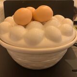 Trompe i'oeil ceramic slip egg box