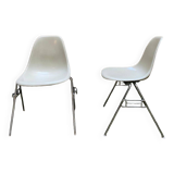 Set of 4 EAMES vitra chairs