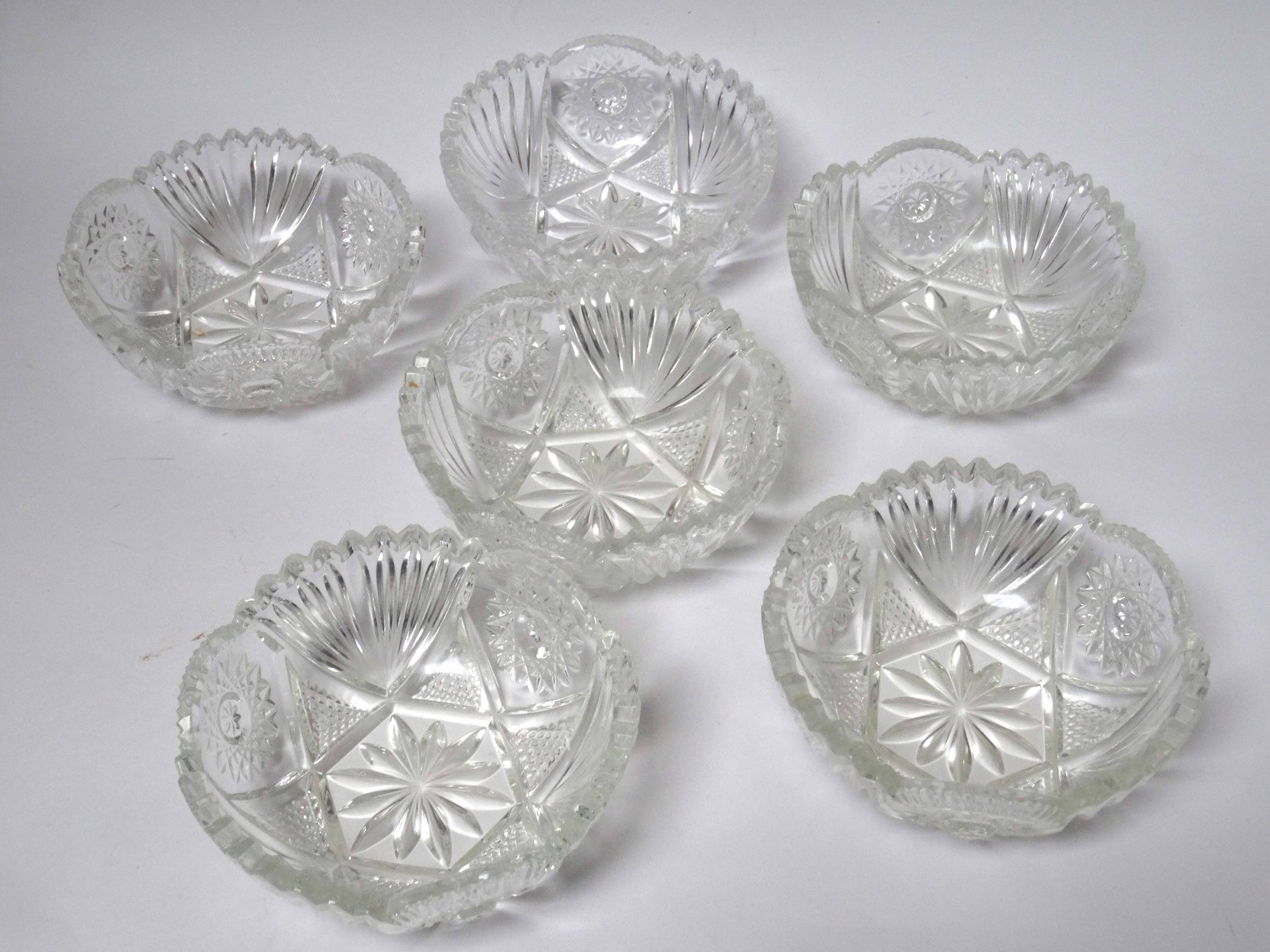 Chiseled glass cups