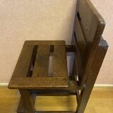 Oak pediatrician chair, very good condition.