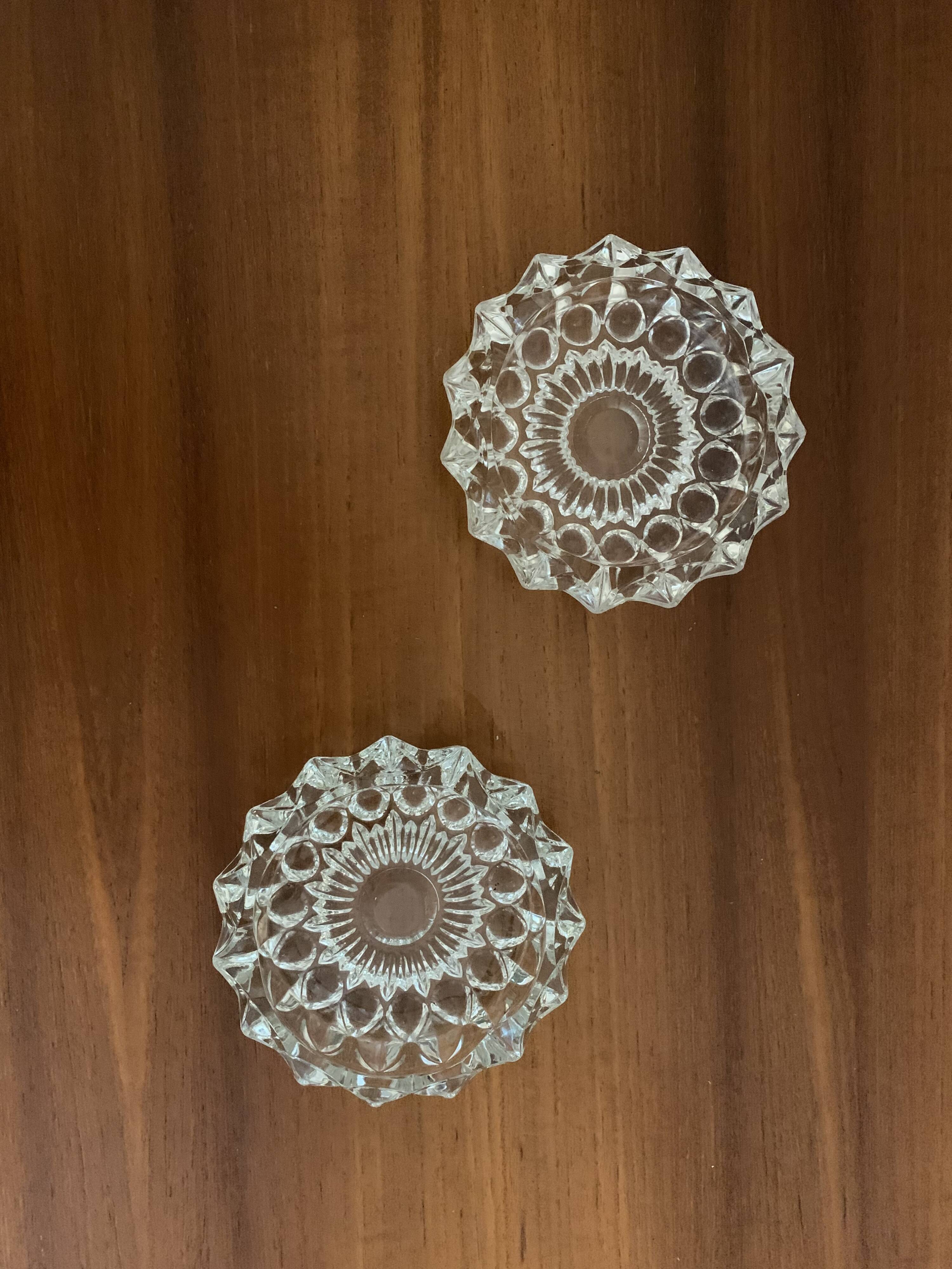 Glass ashtrays round crystal