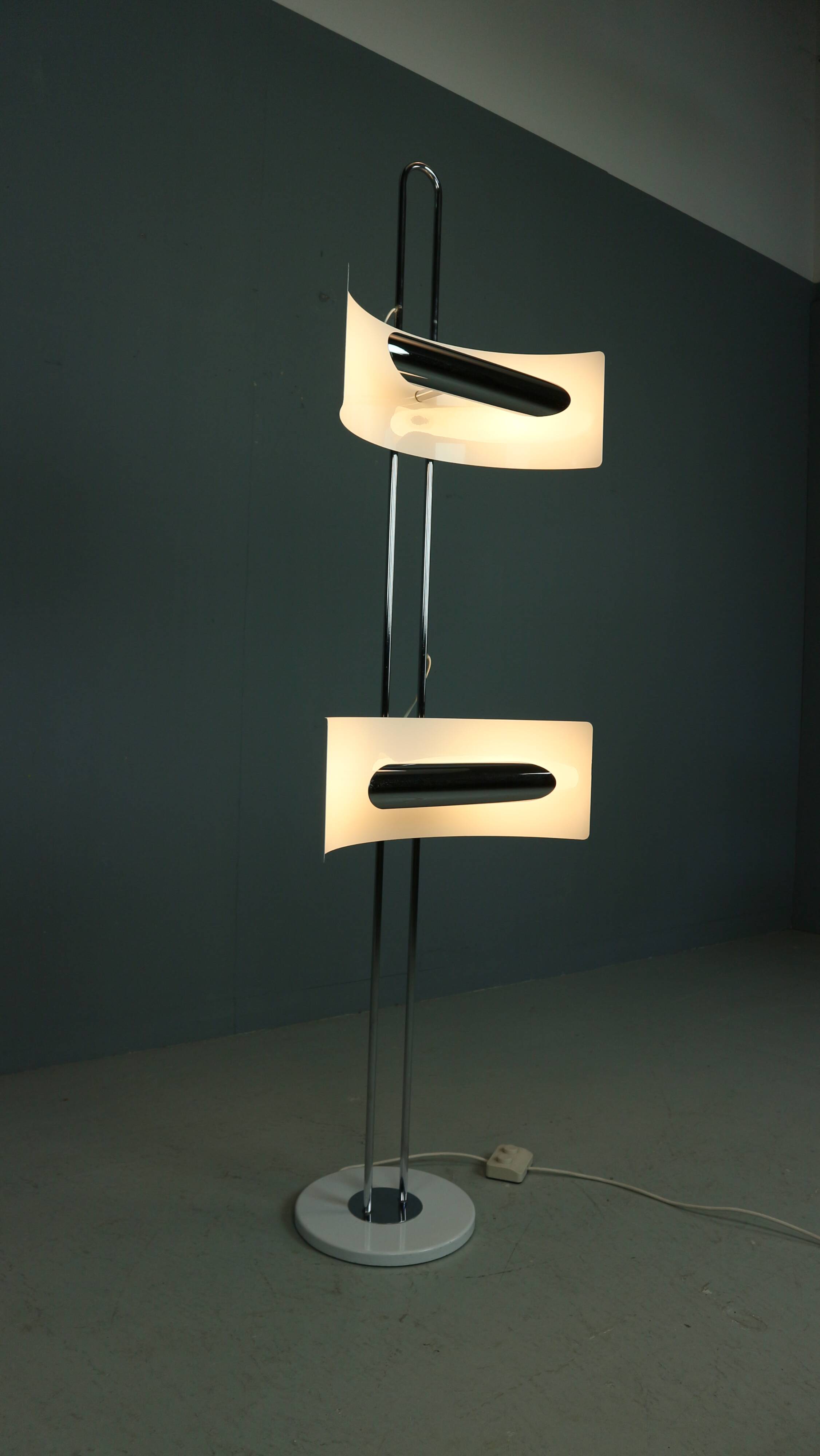 Vintage floor lamp by Goffredo Reggiani Italy 1960