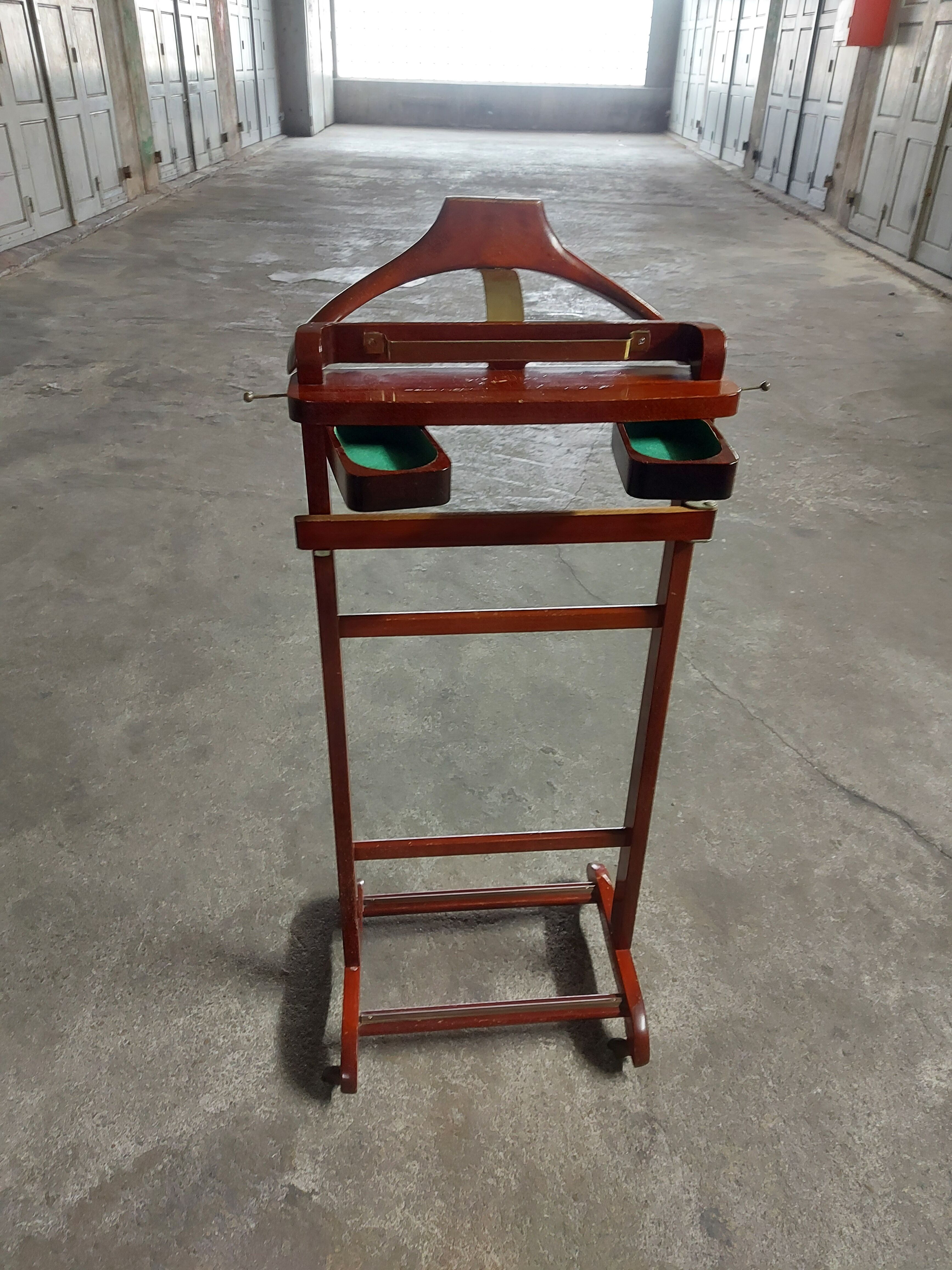 Fratelli Reguitti valet in vintage wood