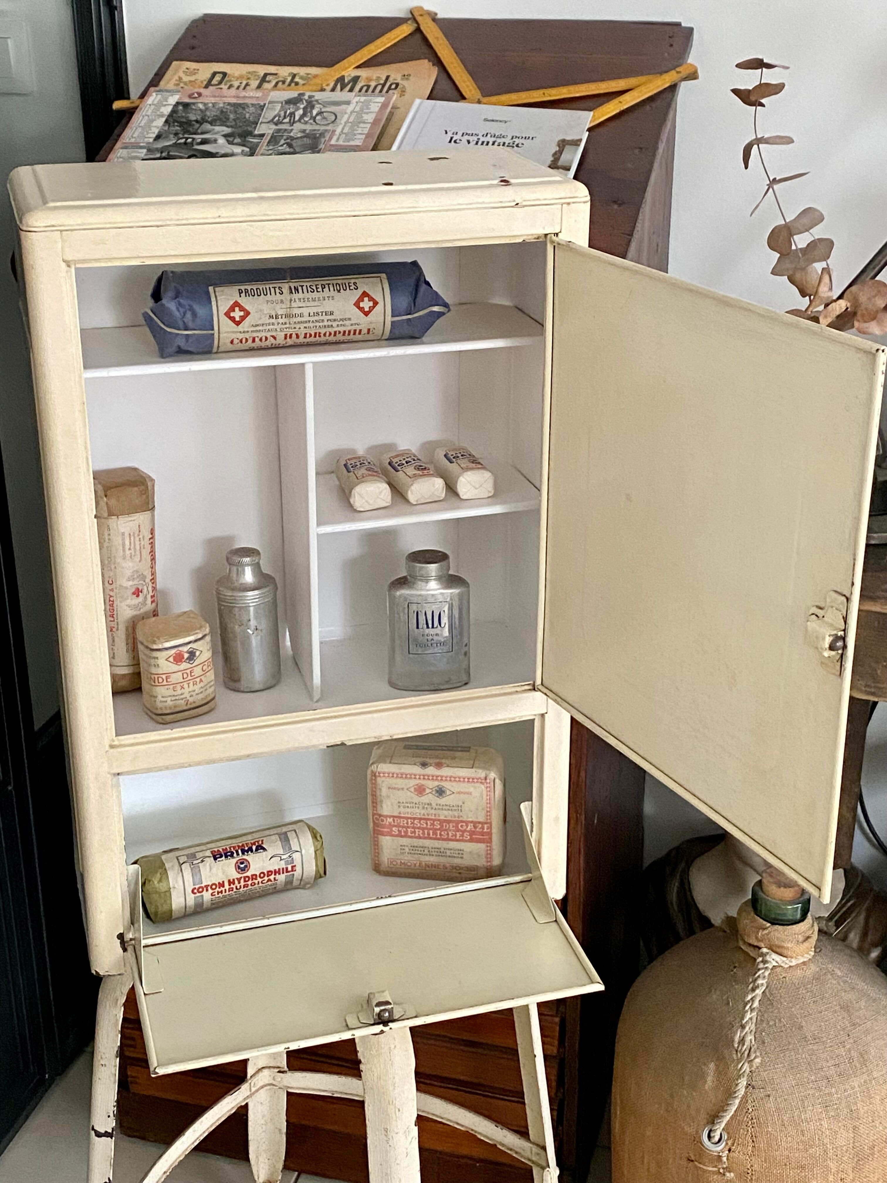 Vintage metal medicine cabinet