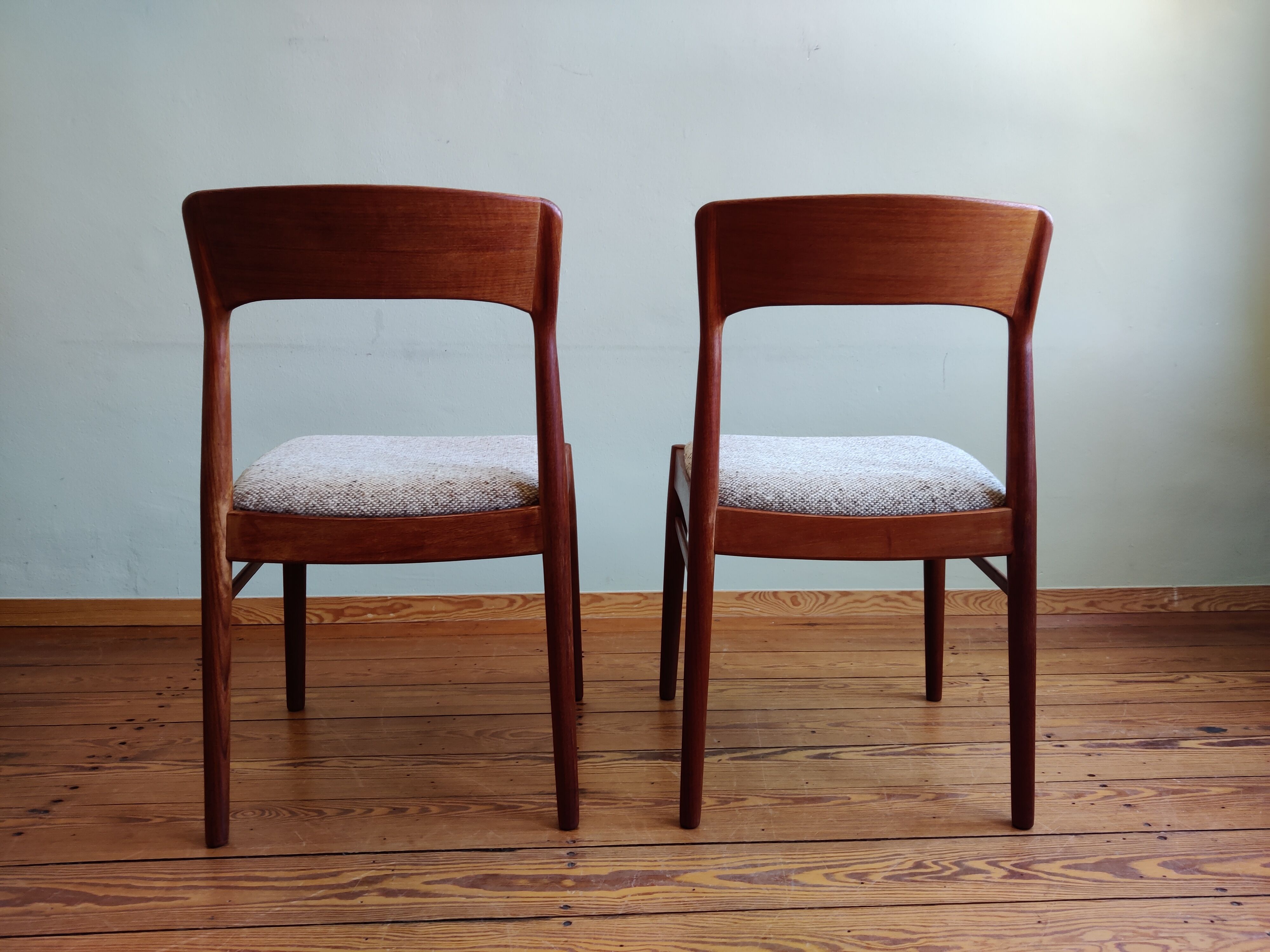 Teak chairs by Henning Kjaernulf for Korup Stolefabrik, Set of 4