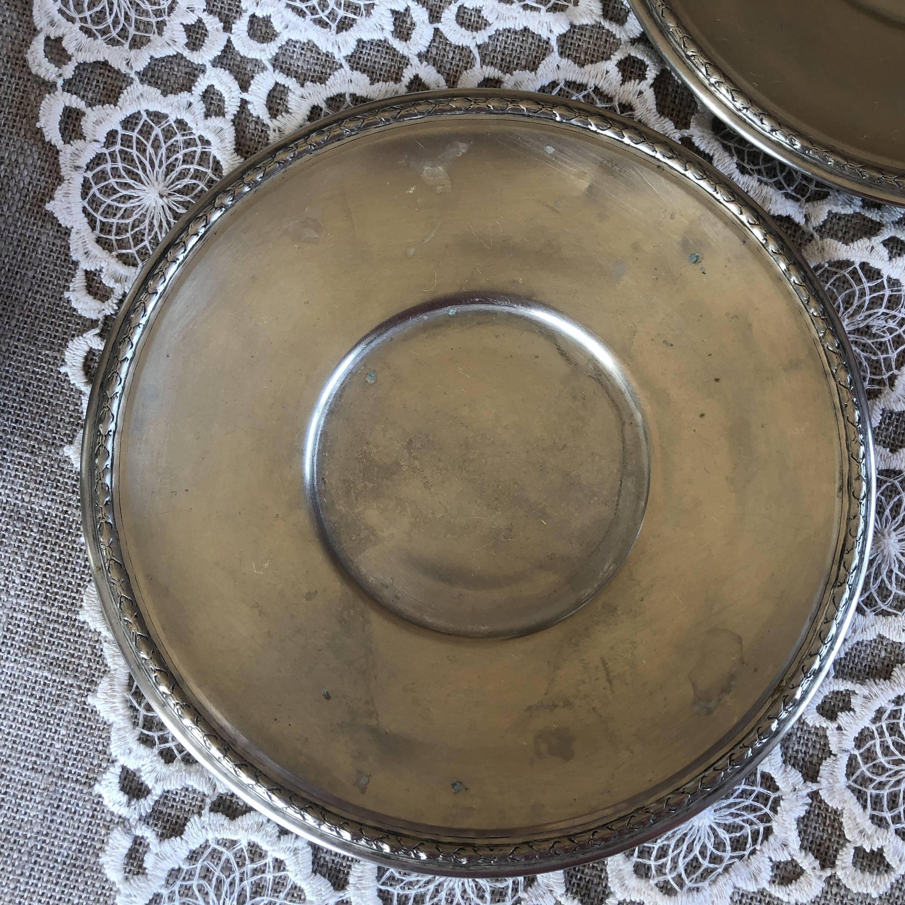 Set of 3 old "silverware" cups