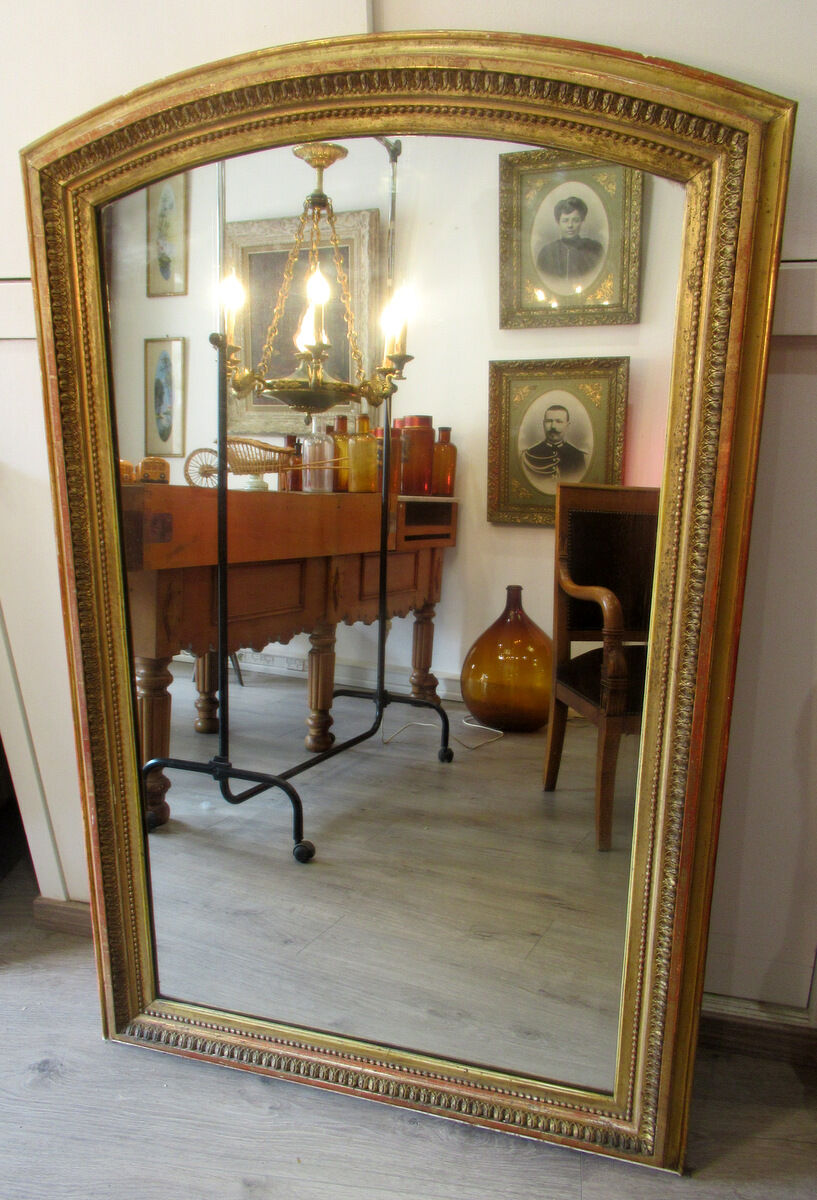 Mirror restoration, gilded