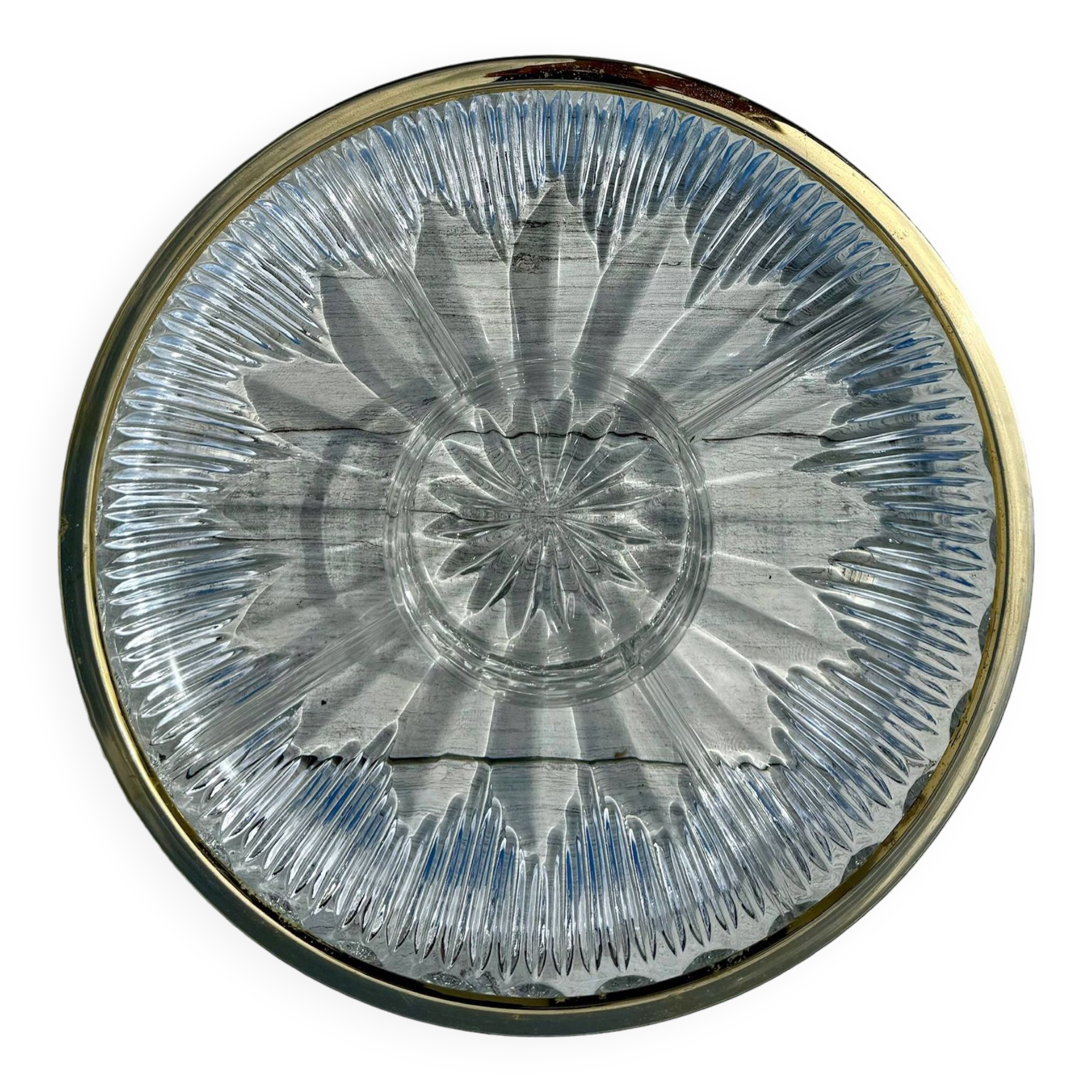 Large compartmentalized dish