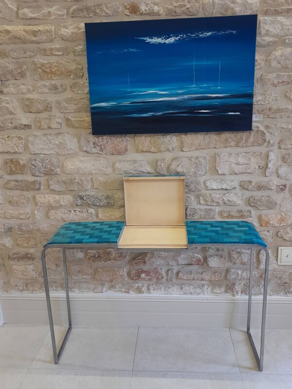 Console en marqueterie de paille ,cave a cigares